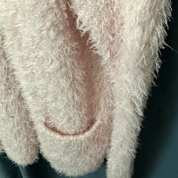 Abercrombie Kids: Pink fuzzy Sweater with metallic thread-hoodie- Girls Small - Picture 5 of 16